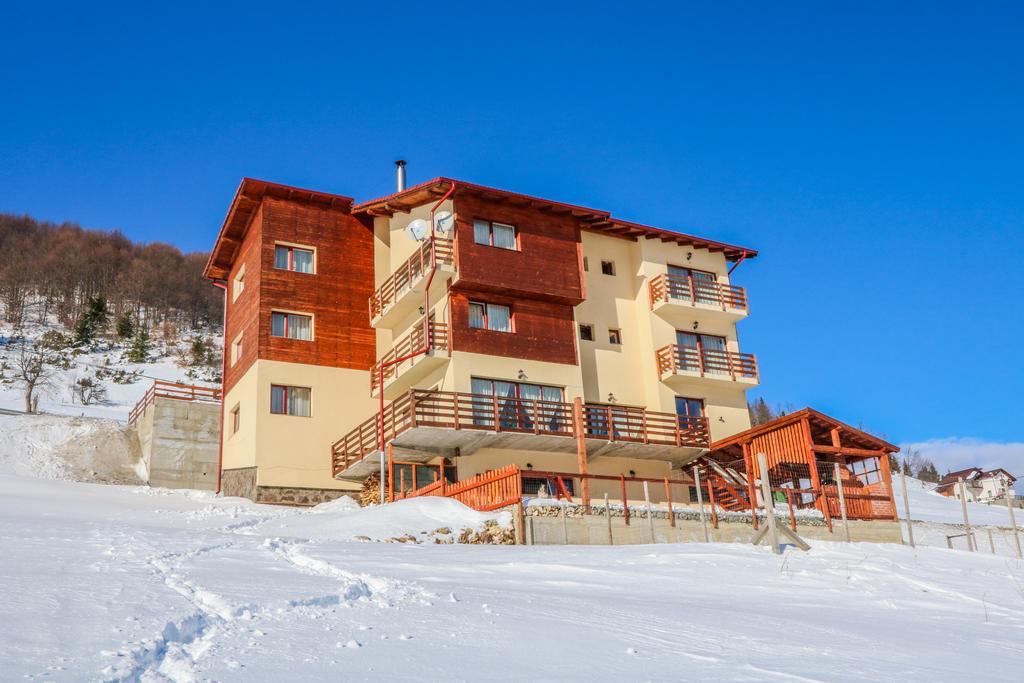 Pensiunea Daria Fundata Exterior photo